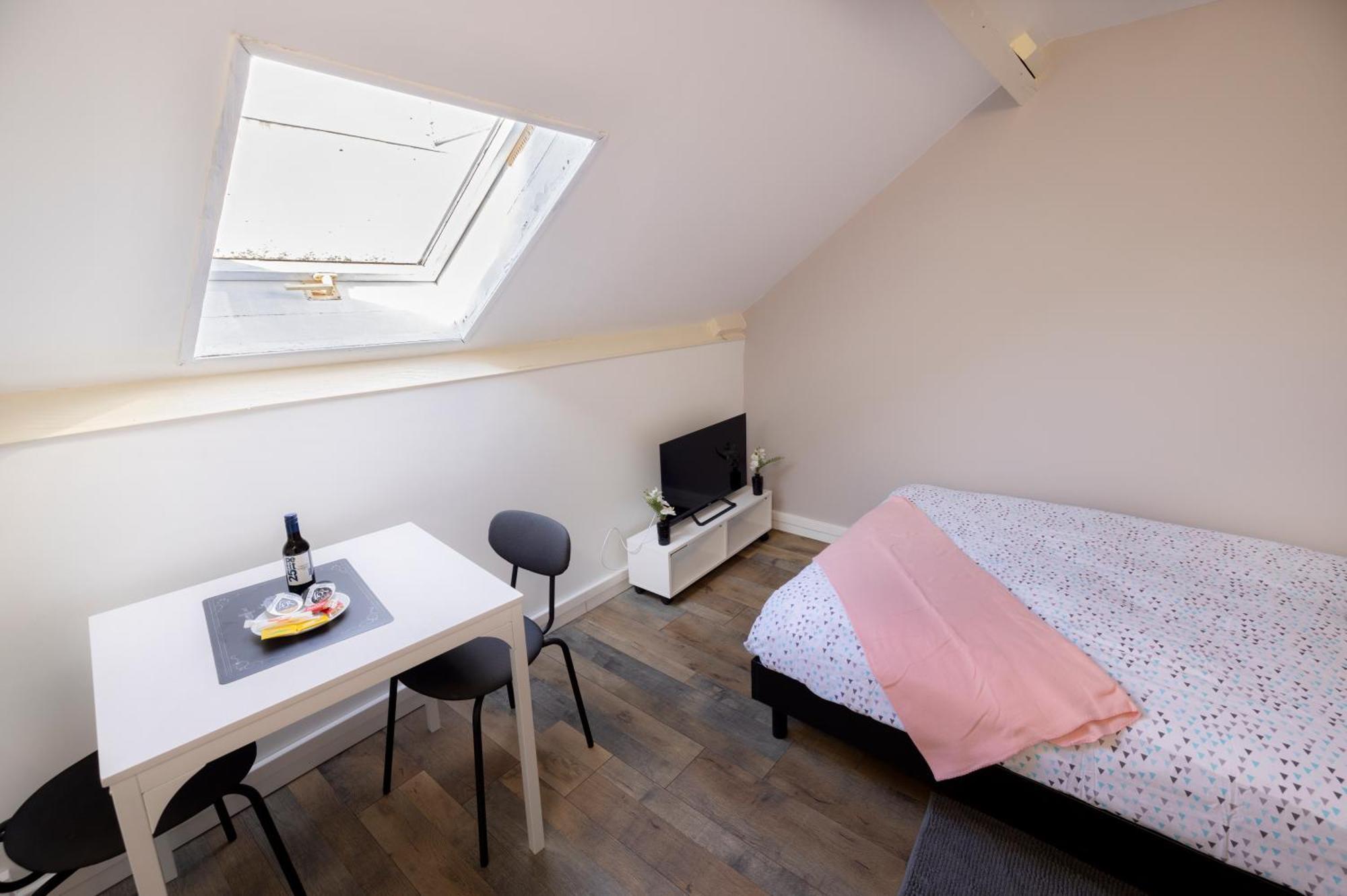 Ld-Location Hotel Montluçon Extérieur photo
